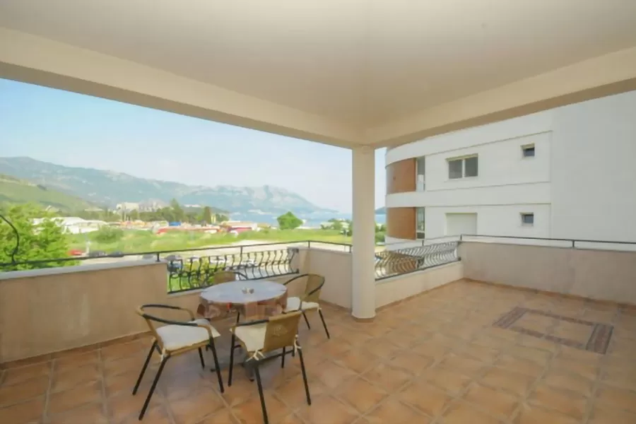 Racanovic_APP 04 SV_02.jpg